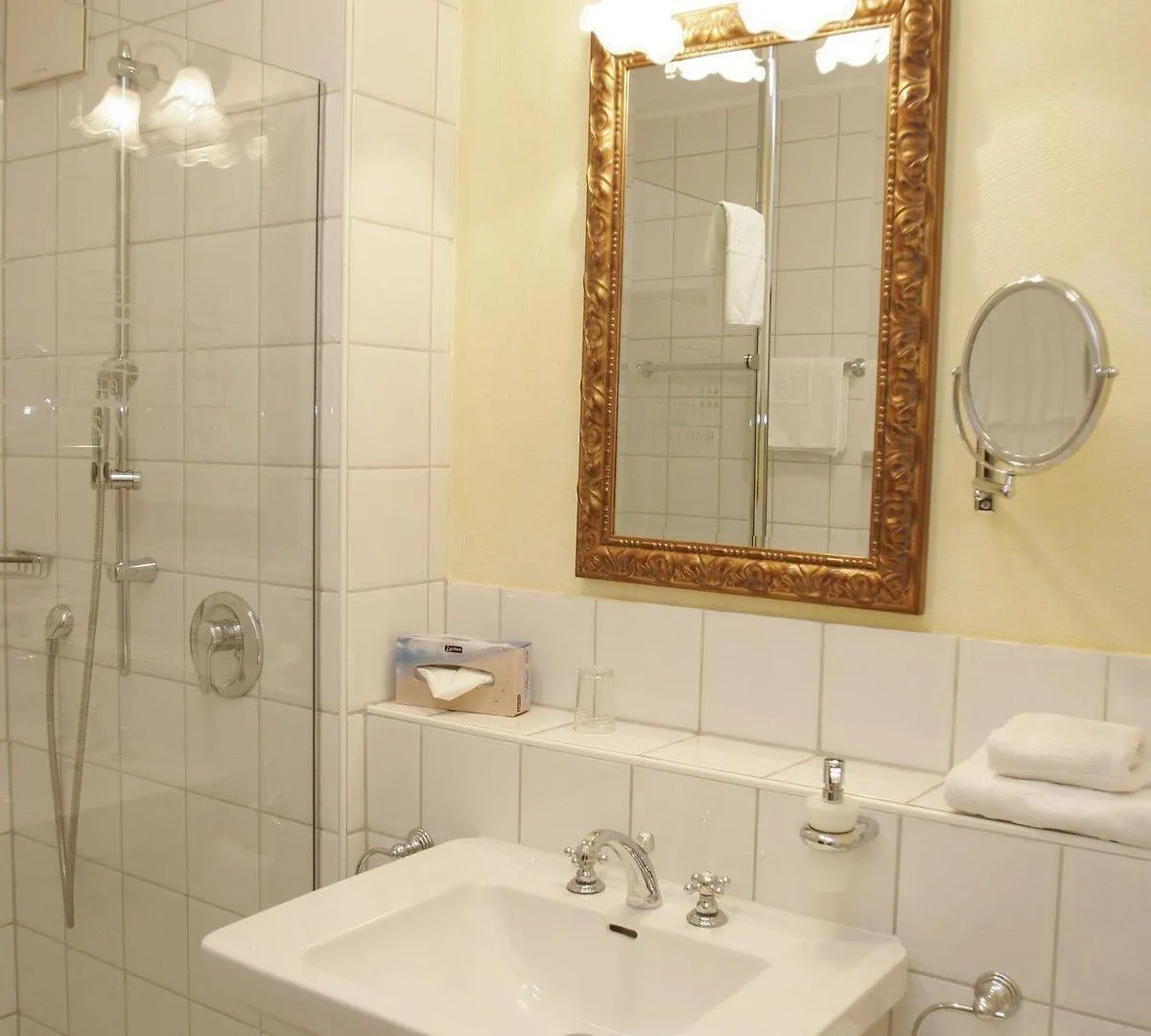Hotel Landhaus Milser Duisburgo Alemanha